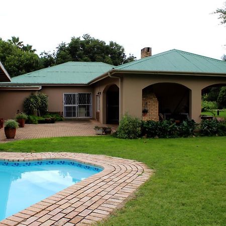 Hostal Bietjie Rus Addo Exterior foto